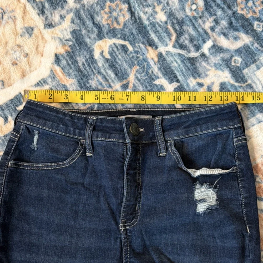 SO High Rise Curvy Jegging Distressed Skinny Jeans Dark‎ Wash 9/29W